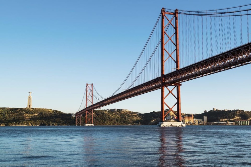Lisbon: Private Sightseeing Tour in a Vintage Tuk Tuk | ®ExcursionMania