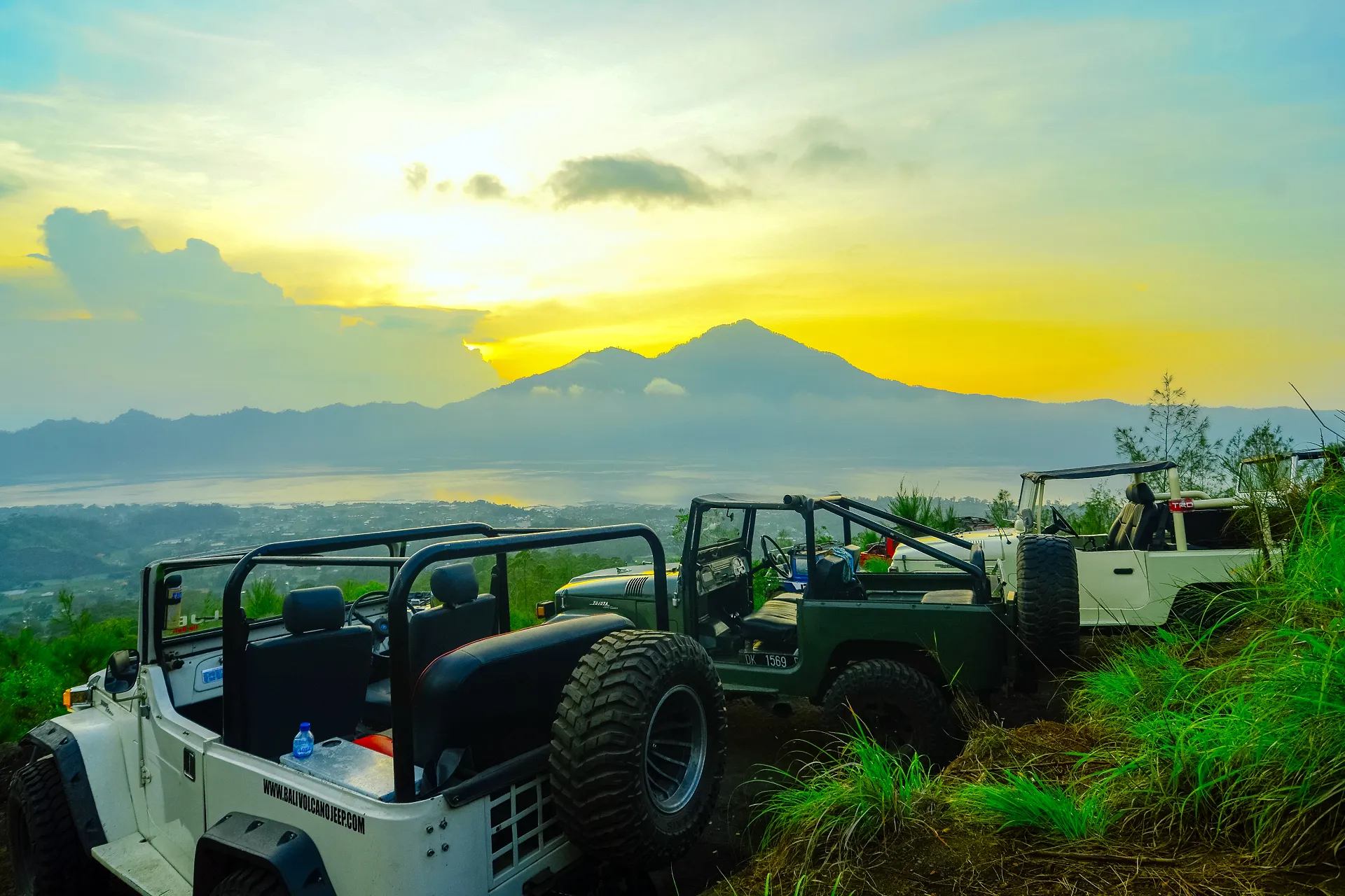 Higlight Batur Sunrise Volcano Jeep 4wd Tour | ®ExcursionMania
