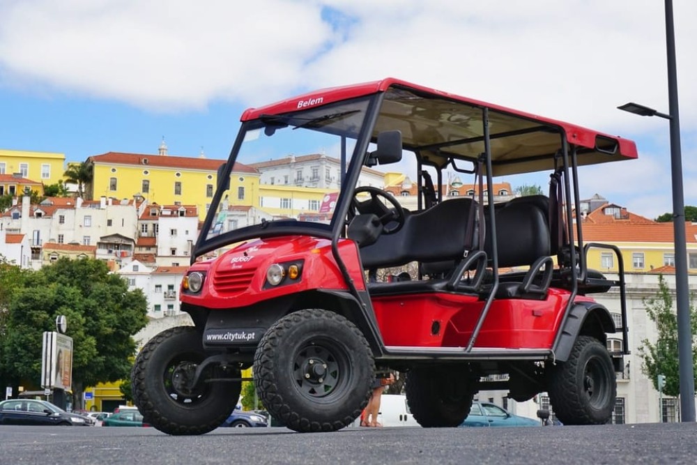 Lisbon: 3-Hour Street Art Tuk Tuk Tour | ®ExcursionMania