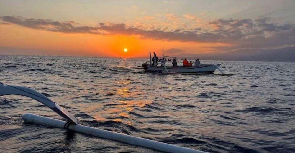Best Lovina Sunrise Dolphins Watching Tour | ®ExcursionMania