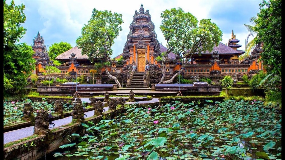 Bali Iconic - Waterfall, Swing & Temple Private Tours | ®ExcursionMania