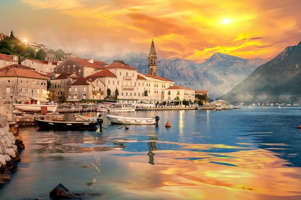 Blue Cave Speedboat Tour from Kotor | ®ExcursionMania