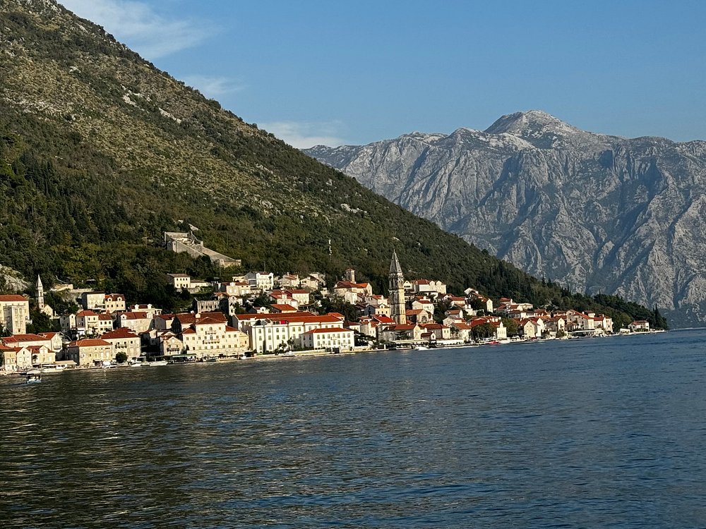 Blue Cave Speedboat Tour from Kotor | ®ExcursionMania