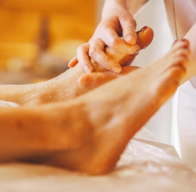 Bali: Full Body Massage And Balinese Body Scrub Home Service | ®ExcursionMania