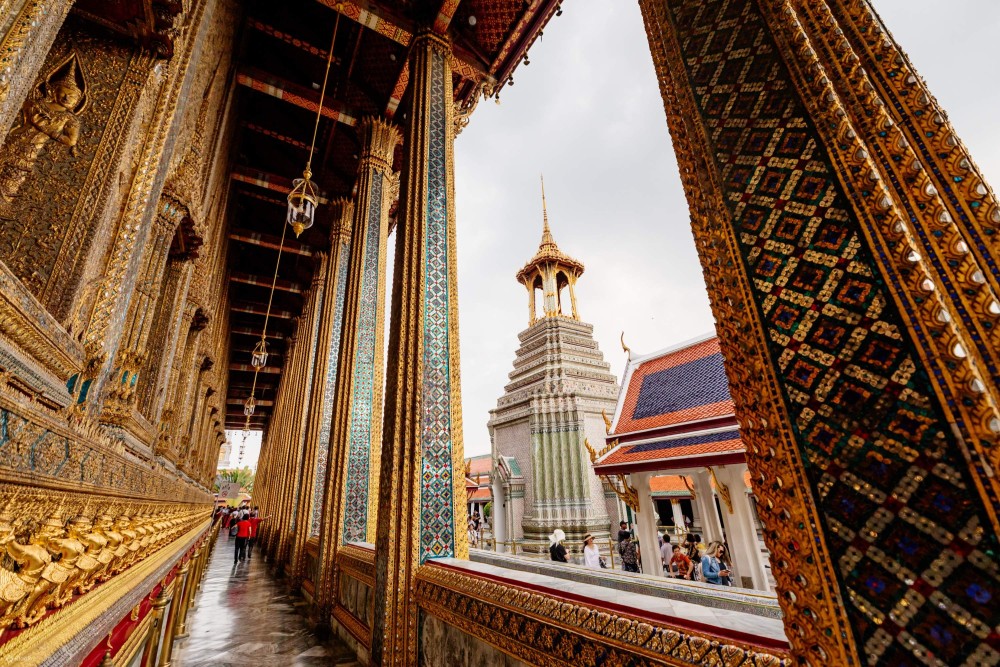 Walking tour Grand Palace, Emerald Buddha and Wat Pho | ®ExcursionMania