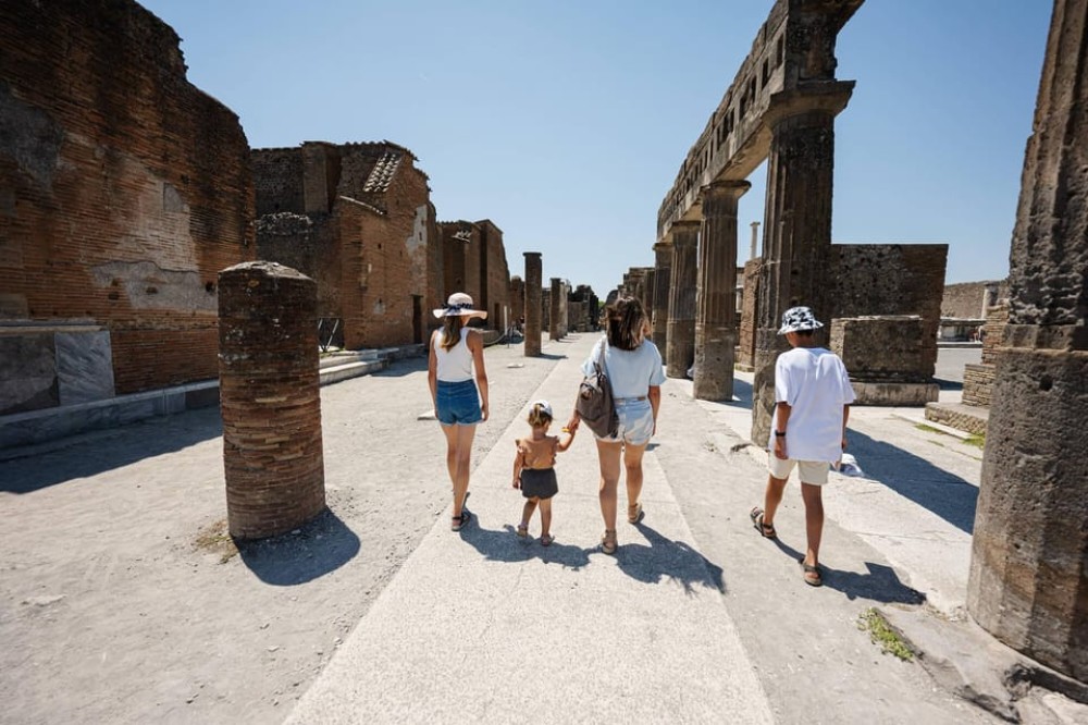 From Rome: Pompeii and Villa of the Mysteries Day Trip | ®ExcursionMania