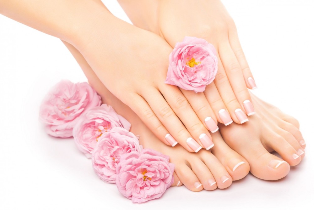 Pedicure Manicure With Nail Polish Home Services | ®ExcursionMania