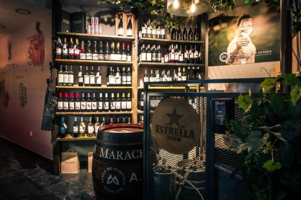 Lisbon: Food and Wine Tasting 4-Hours Tuk Tuk Tour | ®ExcursionMania