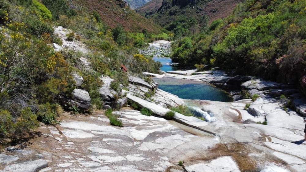 Porto: swimming, hiking, picnic in Gerês National Park | ®ExcursionMania