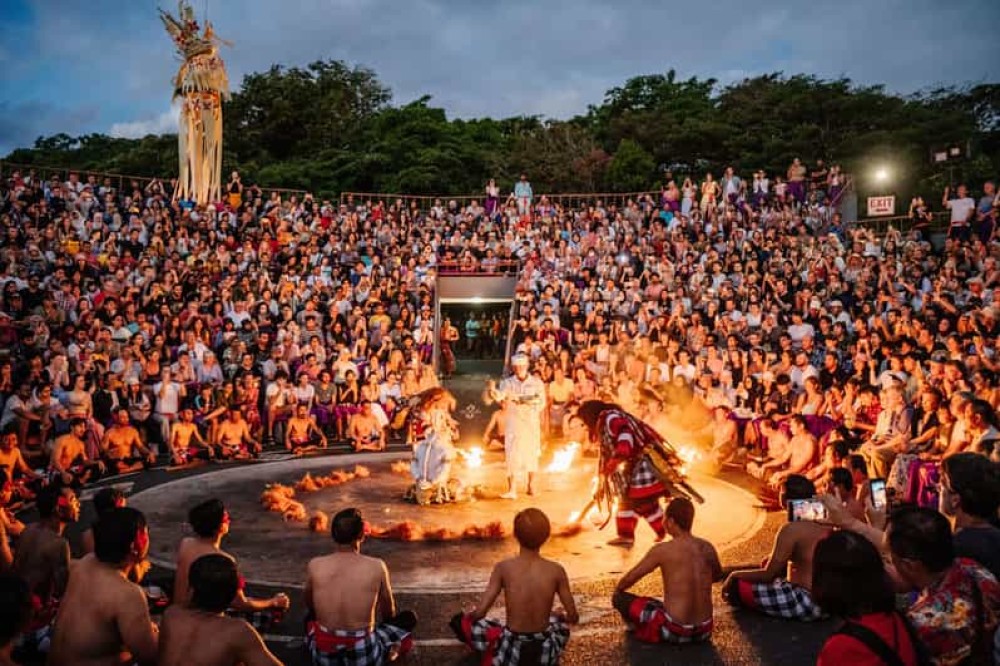 Half-Day Tour: Uluwatu Temple and Kecak Fire Dance Show | ®ExcursionMania