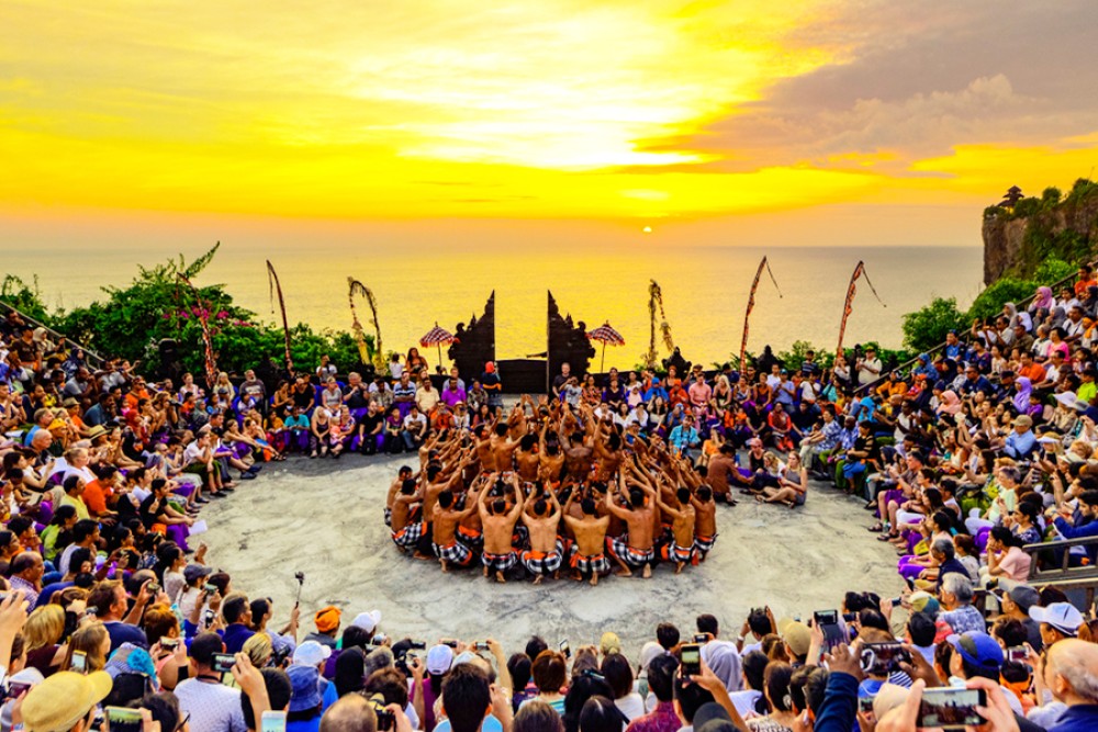 Half-Day Tour: Uluwatu Temple and Kecak Fire Dance Show | ®ExcursionMania