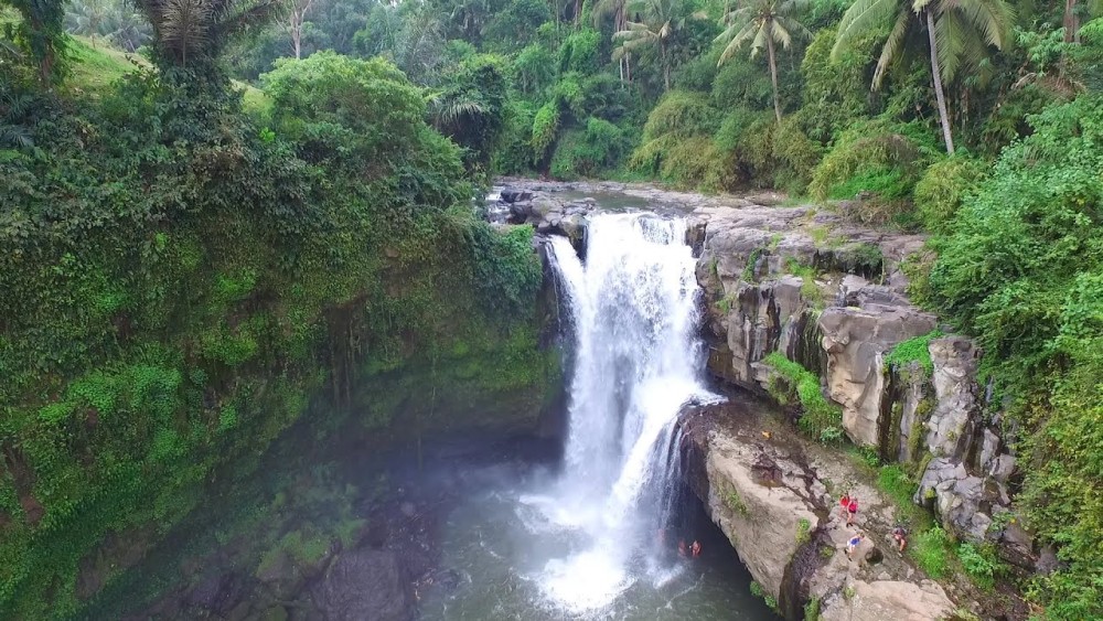 Private Full-Day West Bali Tour with Waterfall Visit | ®ExcursionMania