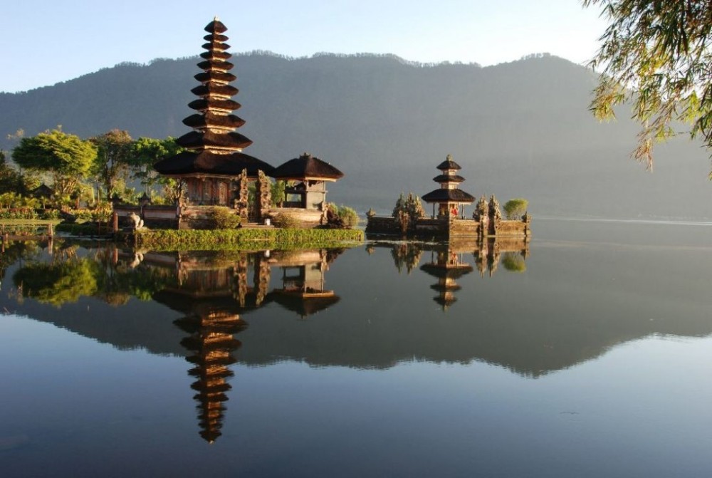 Private Bali Tour: Best of Bedugul and Tanah Lot Temple | ®ExcursionMania