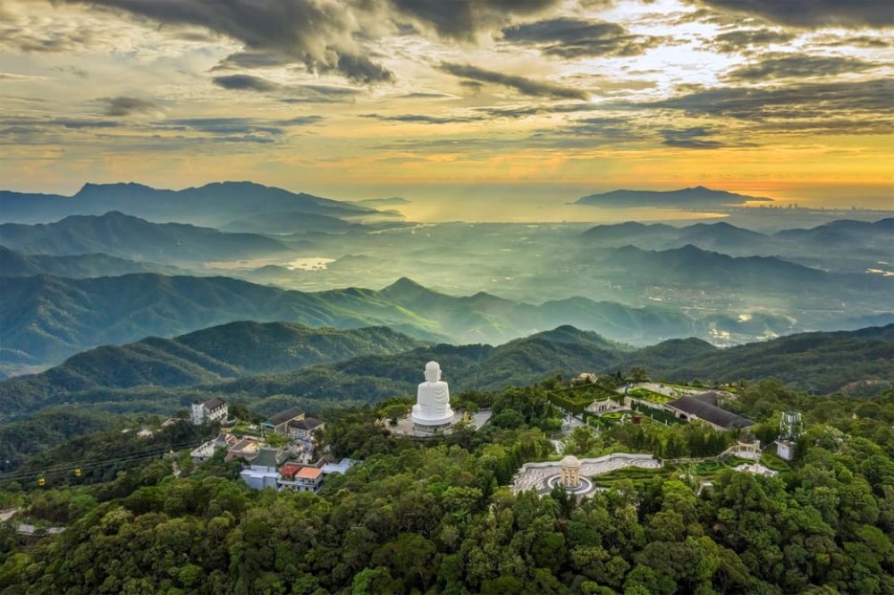 From Da Nang/Hoi An: Golden Bridge Ba Na Hills Full-Day Tour | ®ExcursionMania