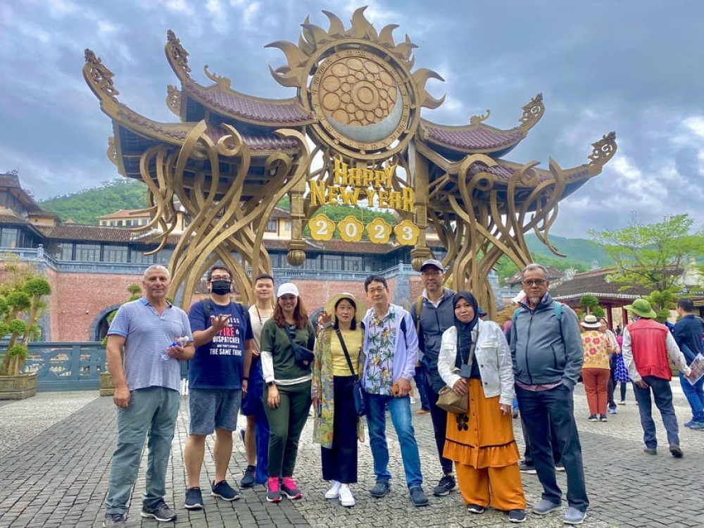 From Da Nang/Hoi An: Golden Bridge Ba Na Hills Full-Day Tour | ®ExcursionMania