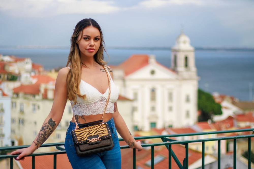 Lisbon: Photoshoot in Alfama with a Pro Local Photographer | ®ExcursionMania