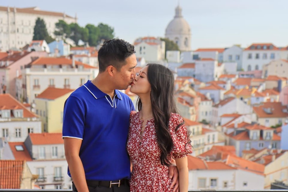 Lisbon: Photoshoot in Alfama with a Pro Local Photographer | ®ExcursionMania
