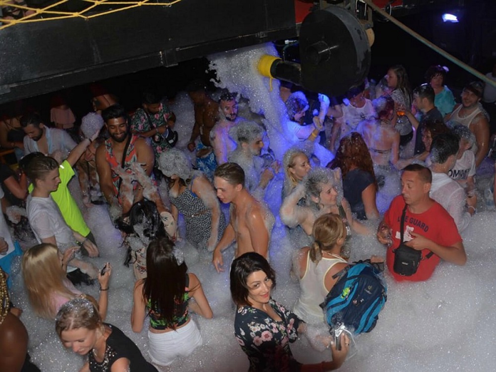 Icmeler Pirate Party Boat /Crazy Fun Night On Board | ®ExcursionMania