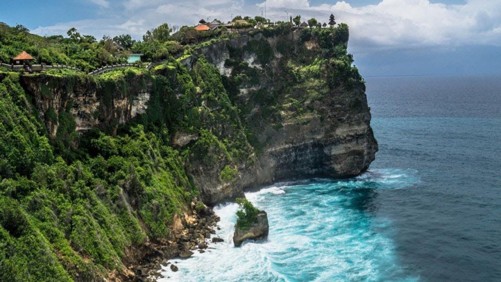 Private Tour: Uluwatu Temple & Southern Bali Highlights | ®ExcursionMania