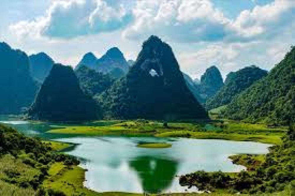 Discover Ba Be National Park in 2 Days from Ha Noi | ®ExcursionMania