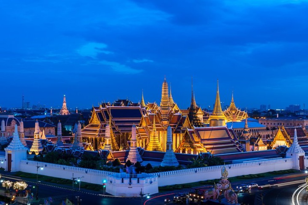 Bangkok Under the Night Lights by TUK-TUK SHA Plus | ®ExcursionMania