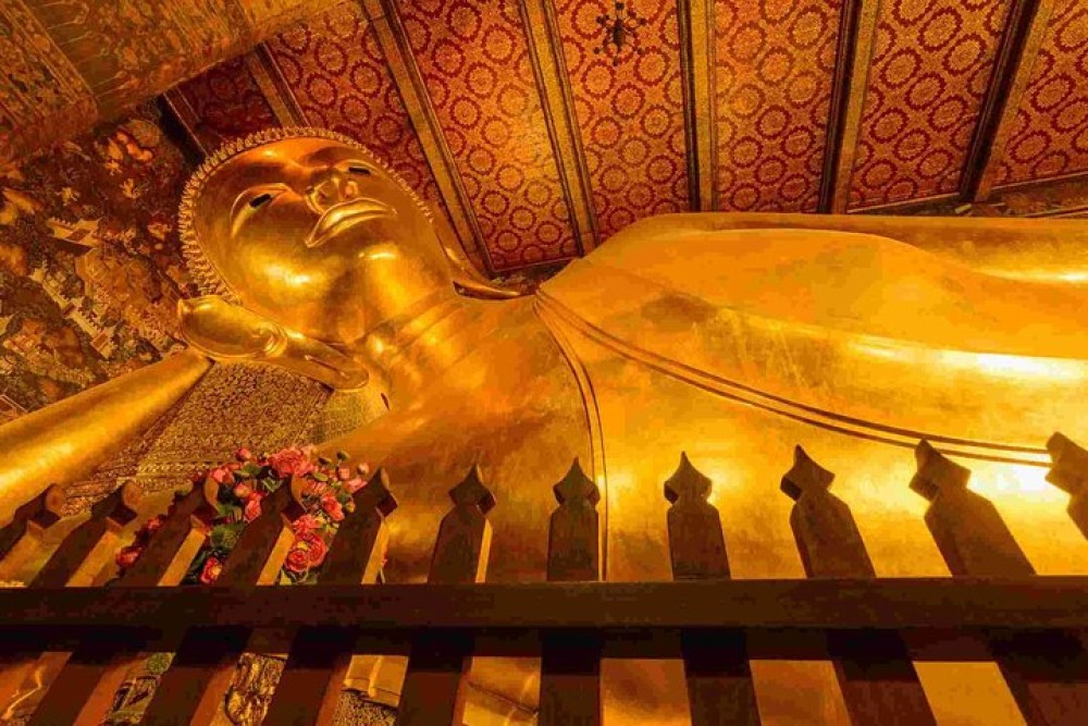 Bangkok Best Two Temples Emerald & Reclining Buddha  GrandPalace | ®ExcursionMania