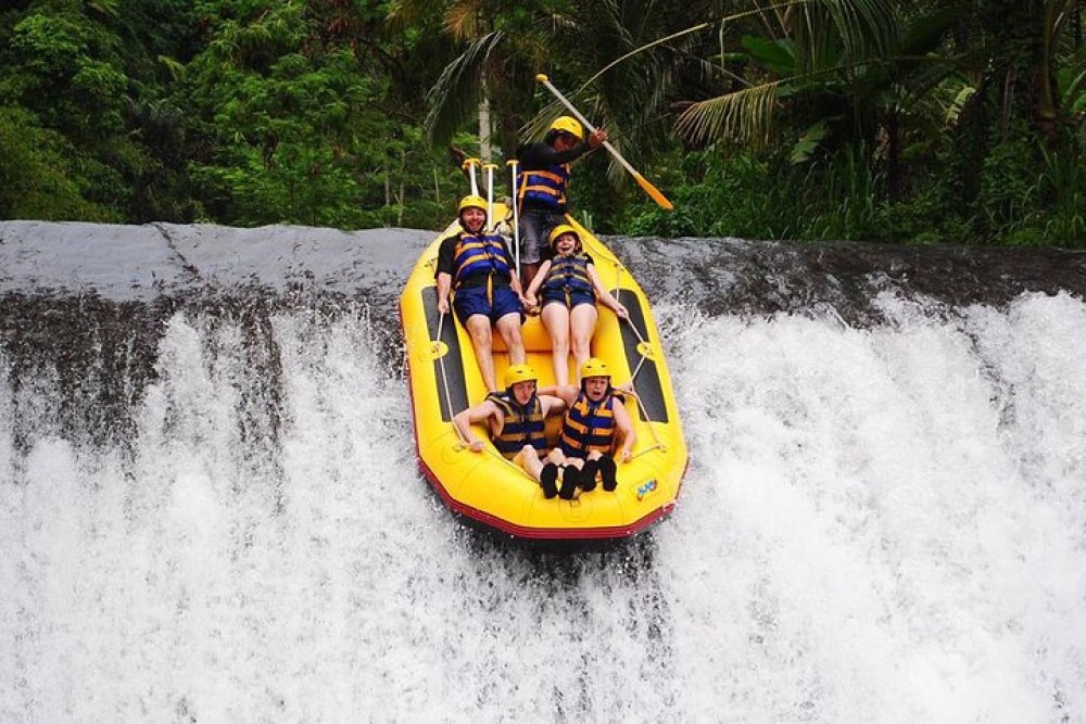Telaga Waja River White-Water Rafting with Buffet Lunch | ®ExcursionMania