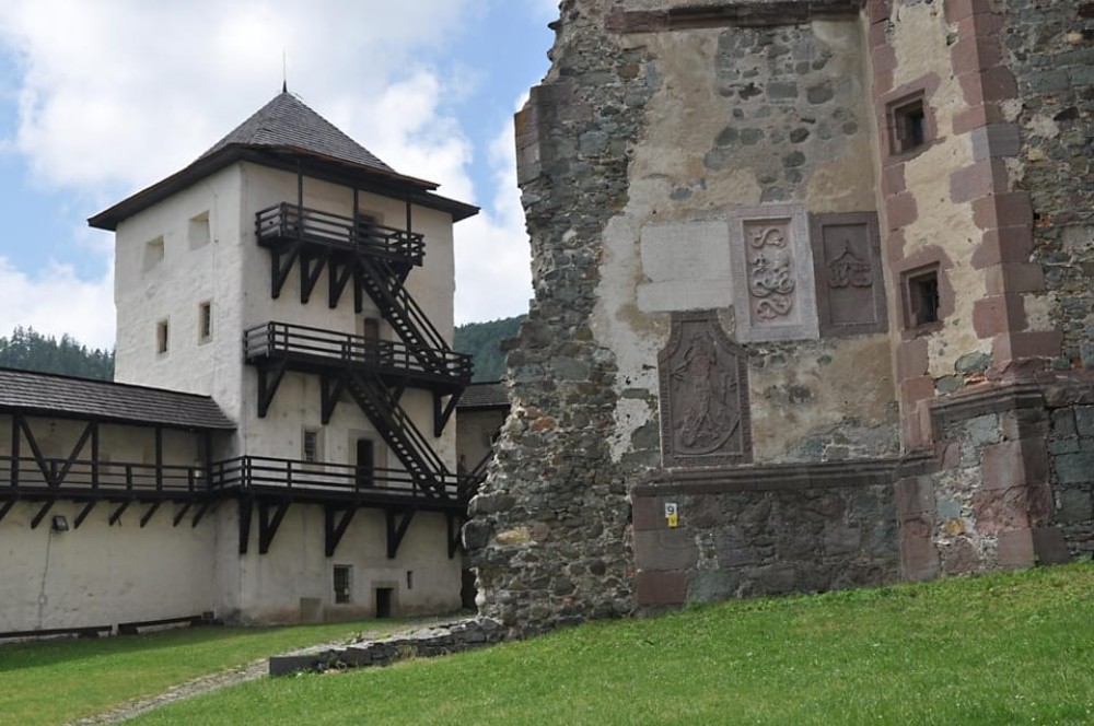 TOP of Slovakia: Mine in Banská Štiavnica & Cave Swimming | ®ExcursionMania