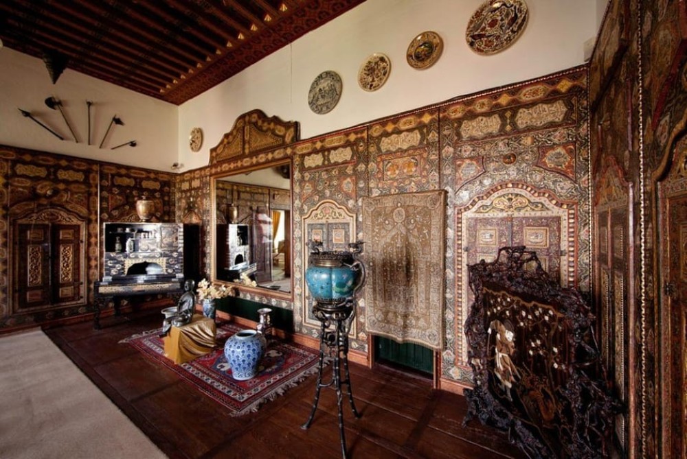 Bojnice Castle, Čičmany, Aphrodite Spa DayTrip | ®ExcursionMania