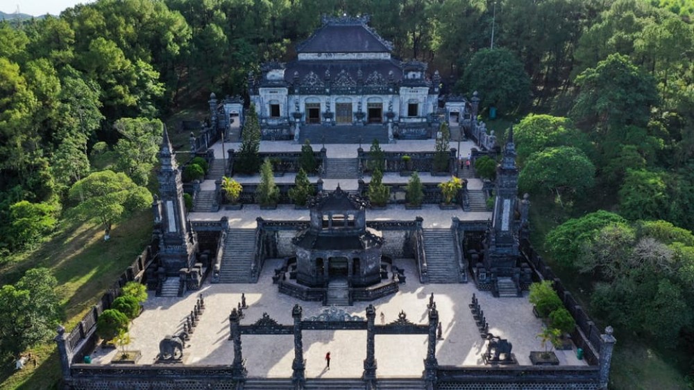 From Da Nang: Hue Imperial City Full-Day Tour | ®ExcursionMania