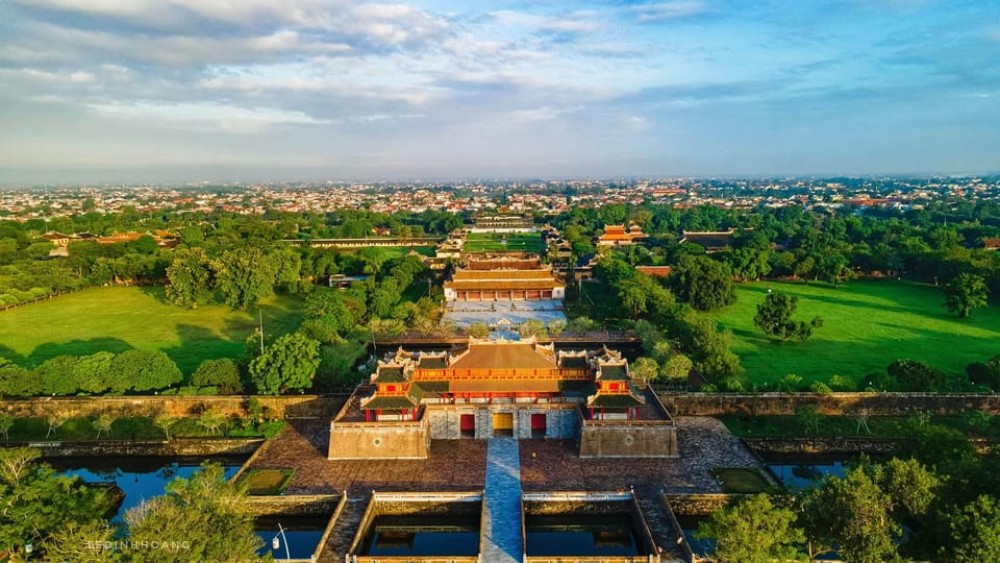 From Da Nang: Hue Imperial City Full-Day Tour | ®ExcursionMania