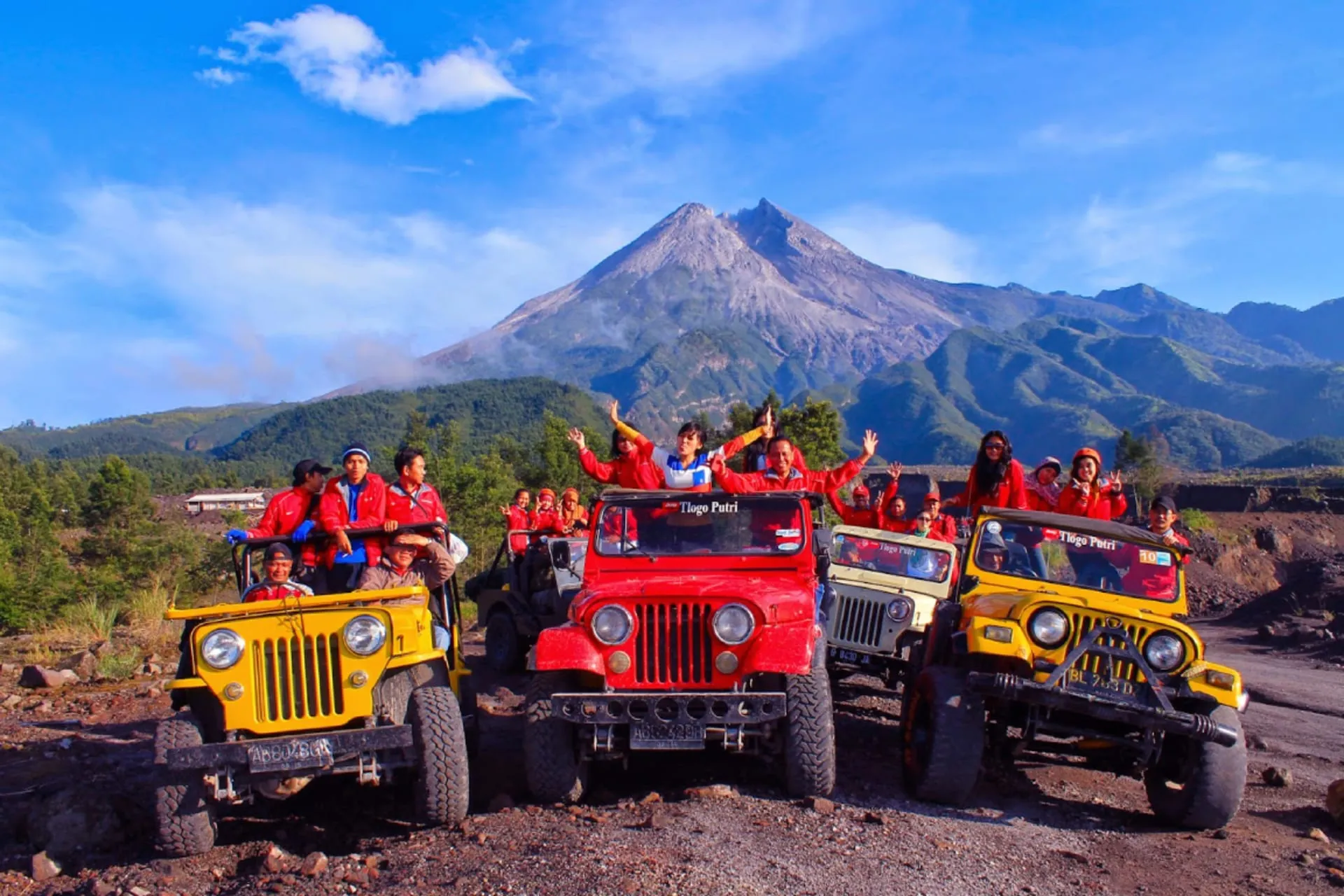 Volcano Jeep Adventure and Ubud Tour | ®ExcursionMania