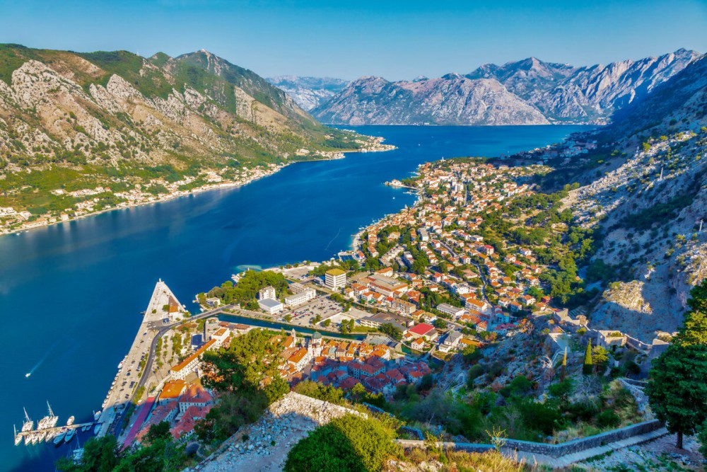 Kotor: Deluxe Boka Bay Day Tour 5h | ®ExcursionMania