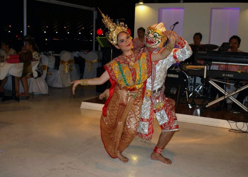 Luxury Dinner on Chao Phraya Princess River Cruise with Pickup SHA Pl | ®ExcursionMania
