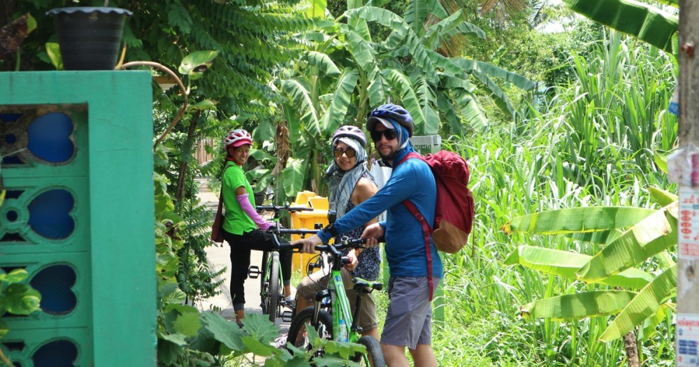 Koh Kret Island Bike Tour from Bangkok with Mon Culture & Lunch | ®ExcursionMania