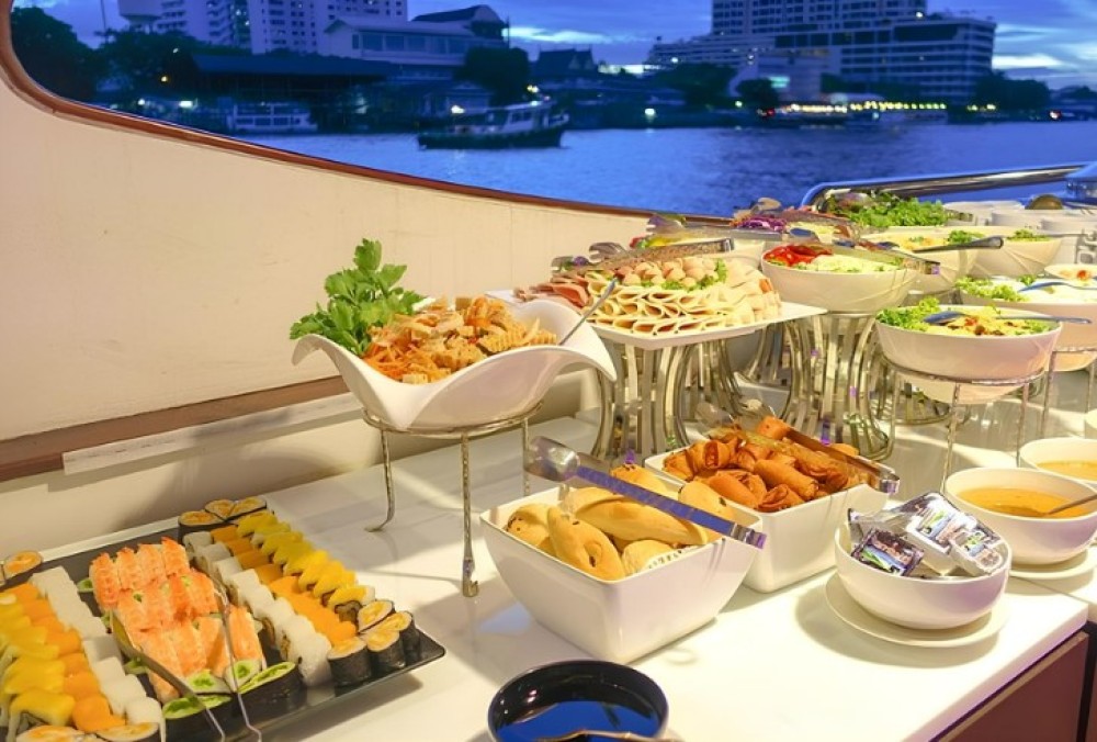 Grand Pearl Dinner Cruise Experience at Bangkok with Pickup | ®ExcursionMania
