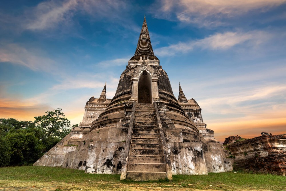 Ayutthaya Famous Landmarks Tour with Floating Market and ATV Ride | ®ExcursionMania