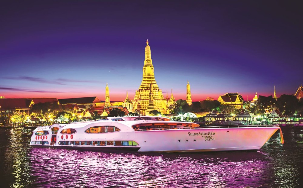Grand Pearl Luxury Dinner Cruise at Bangkok Admission TicketSHA Plus | ®ExcursionMania