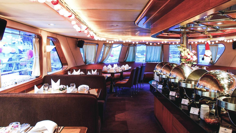 Grand Pearl Luxury Dinner Cruise at Bangkok Admission TicketSHA Plus | ®ExcursionMania