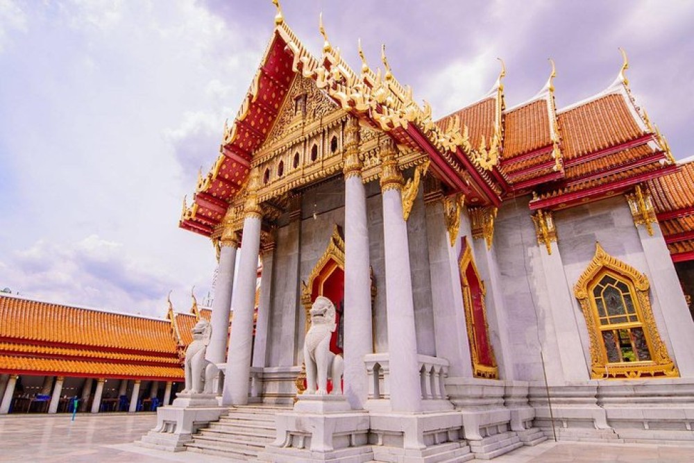 Private Tour Guide Service with TransportVan in Bangkok SHA Plus | ®ExcursionMania