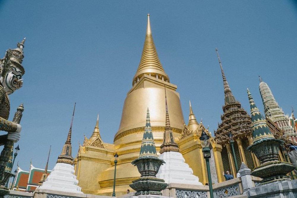 Private Tour Guide Service with TransportVan in Bangkok SHA Plus | ®ExcursionMania