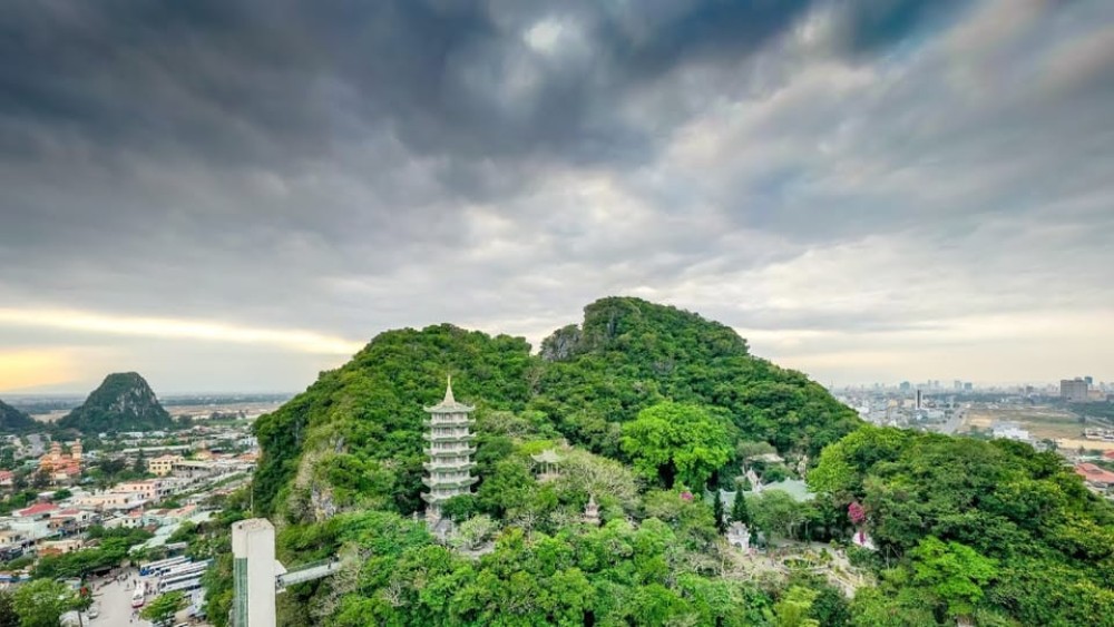 Da Nang: Hoi An Town, Lady Buddha & Marble Mountain Day Trip | ®ExcursionMania