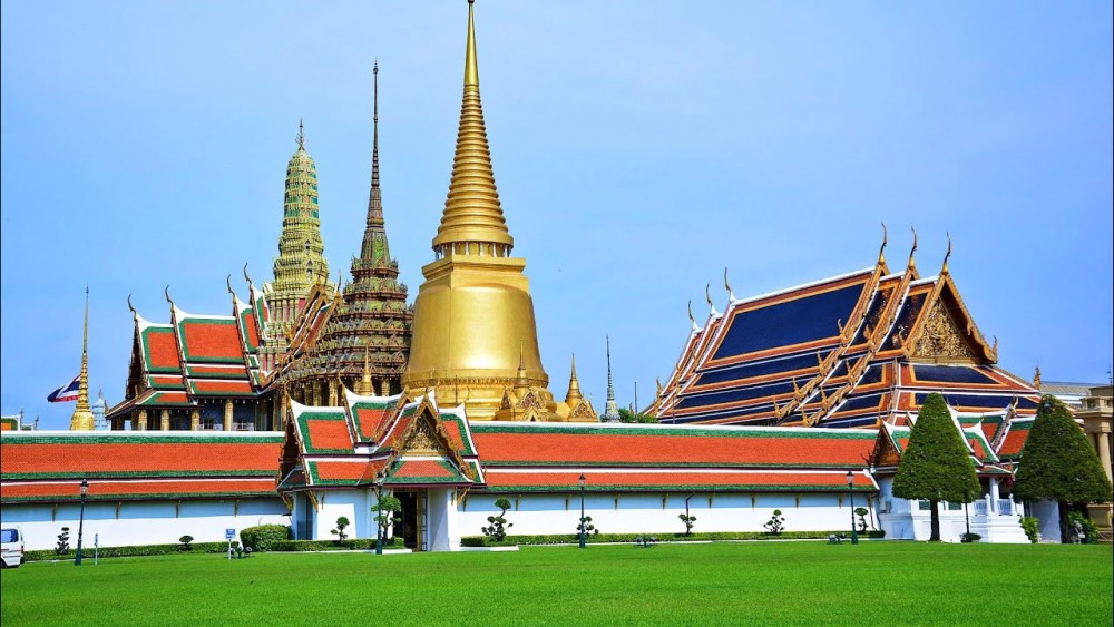 Evening Bangkok City Tour with Grand Palace & Reclining Buddha | ®ExcursionMania