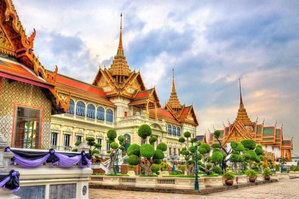 Amazing Bangkok Tour with Grand Palace, Wat Phra Kaew & Wat Arun | ®ExcursionMania