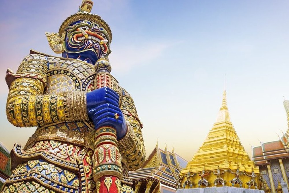 Amazing Bangkok Tour with Grand Palace, Wat Phra Kaew & Wat Arun | ®ExcursionMania