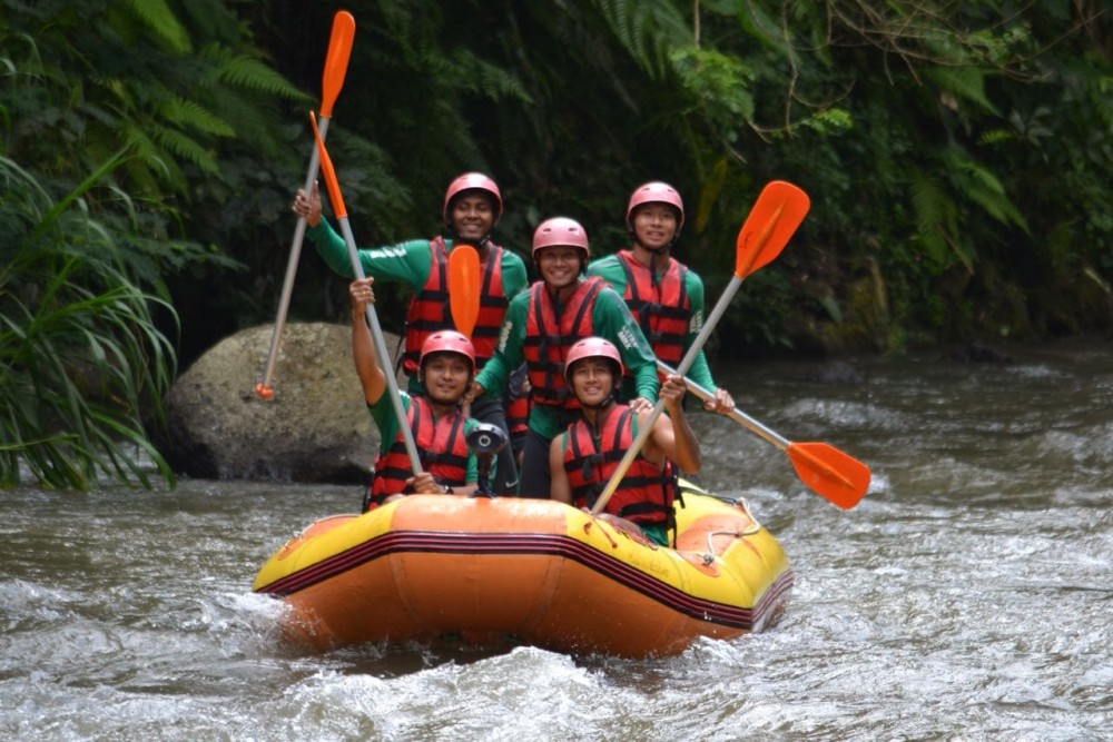 Full-Day Ayung River White Water Rafting and Ubud Tour | ®ExcursionMania