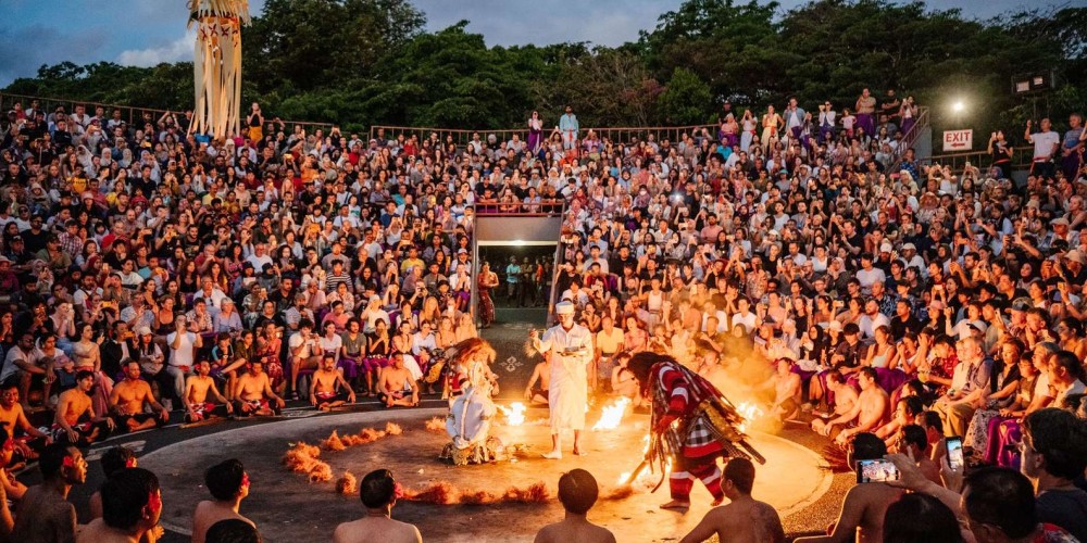 Full-Day Tanah Lot and Uluwatu Temples with Kecak Fire Dance Show | ®ExcursionMania