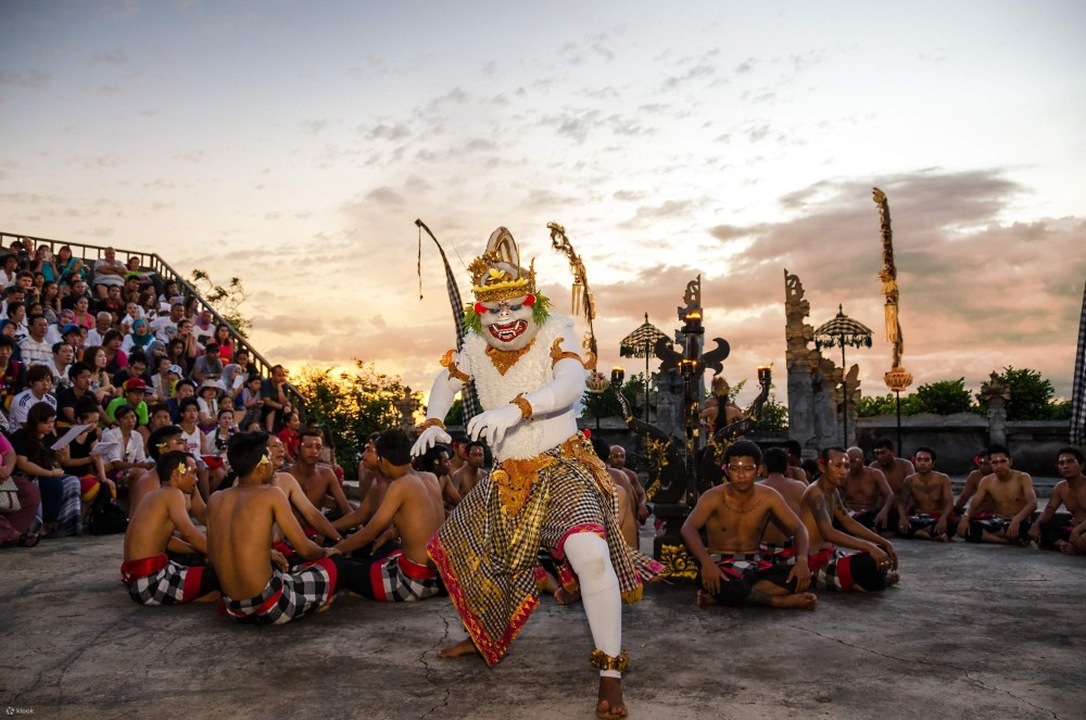 Full-Day Tanah Lot and Uluwatu Temples with Kecak Fire Dance Show | ®ExcursionMania