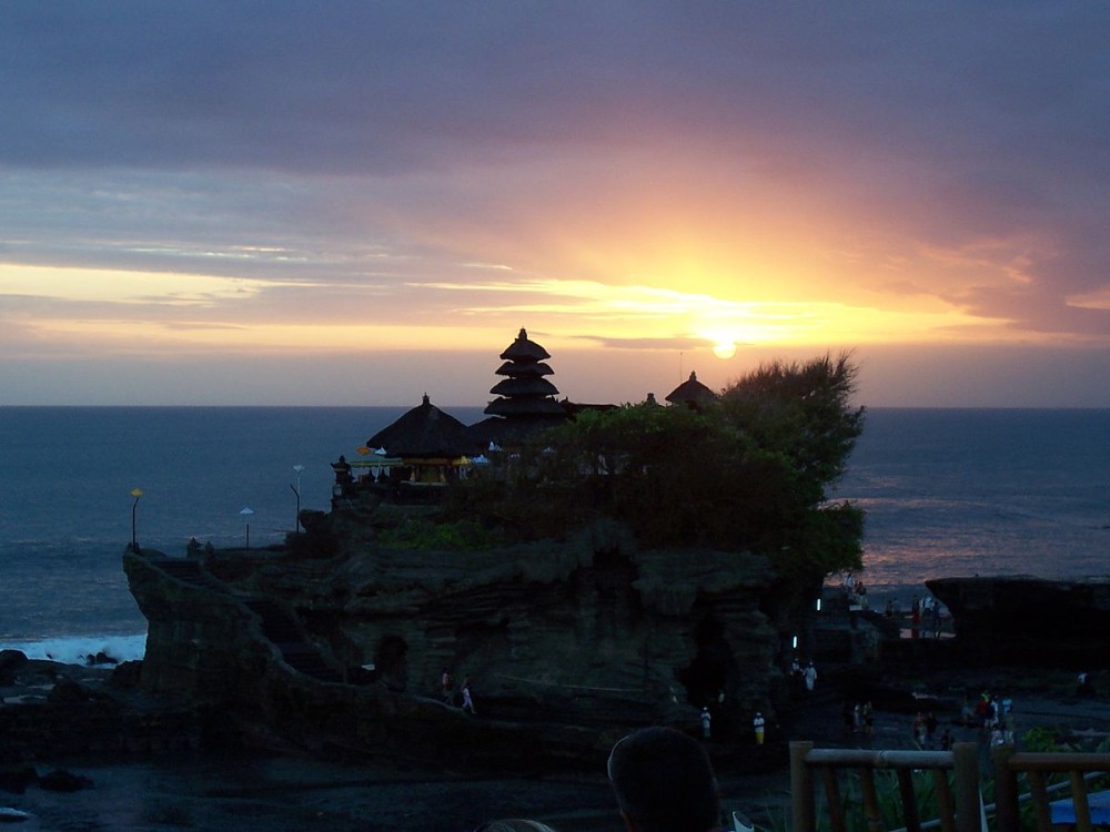 Private Tour: Tanah Lot at Sunset | ®ExcursionMania