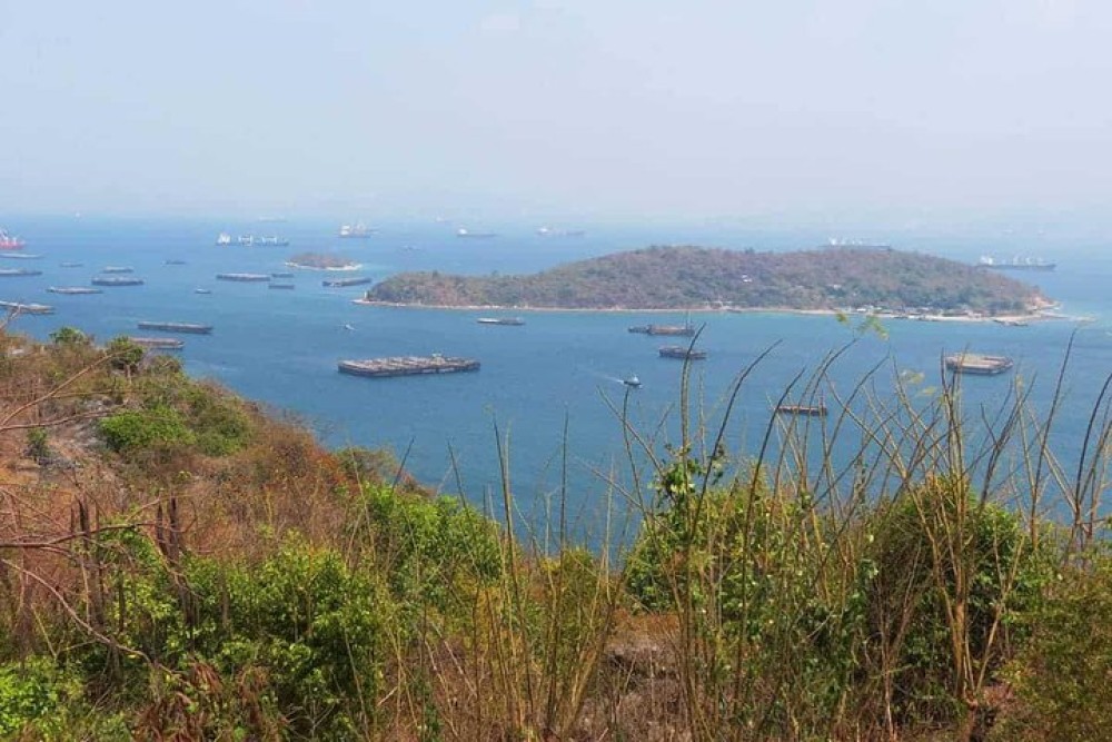 Koh Si Chang Day Tour from Bangkok with Lunch | ®ExcursionMania